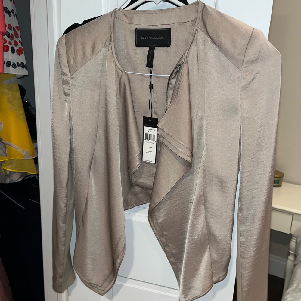 BCBG SATin zip up jacket size XXS